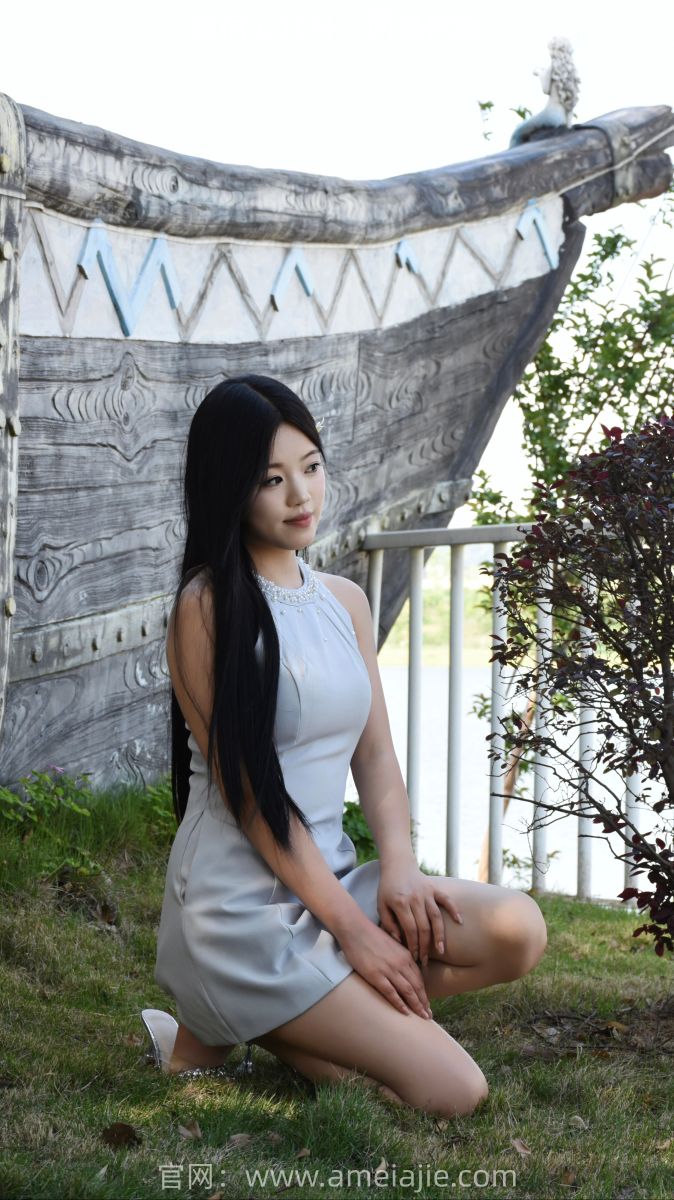 001 盈盈 《林间渡夏》